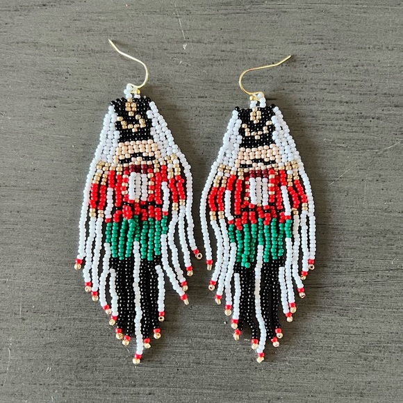 High Heels on the High Road Jewelry - Toy Soldier Nutcracker White Red Green Seed Bead Christmas Holiday 4" Earrings